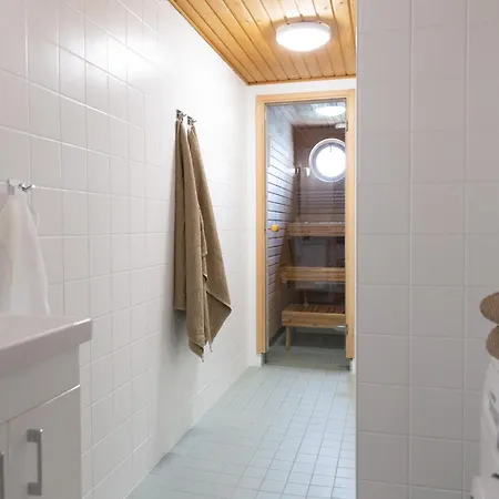 Apartment Stylish 66m2 With Private Sauna And Balcony *
