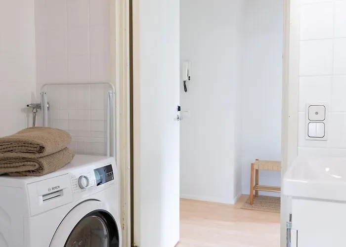 Stylish 66m2 With Private Sauna And Balcony Helsinki