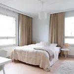Stylish 66m2 With Private Sauna And Balcony Huoneisto