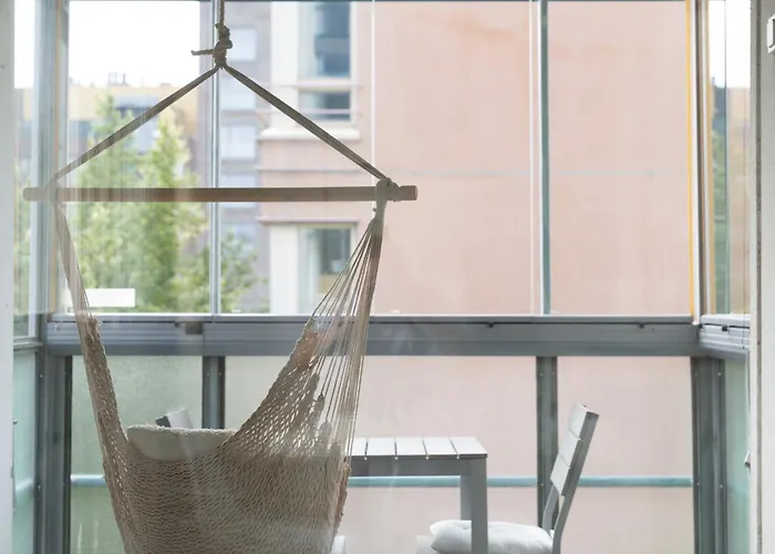 Stylish 66m2 With Private Sauna And Balcony