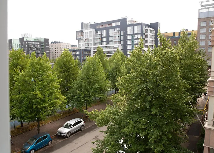 Stylish 66m2 With Private Sauna And Balcony 아파트 *