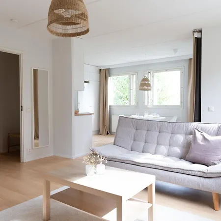 Stylish 66m2 With Private Sauna And Balcony Helsinki
